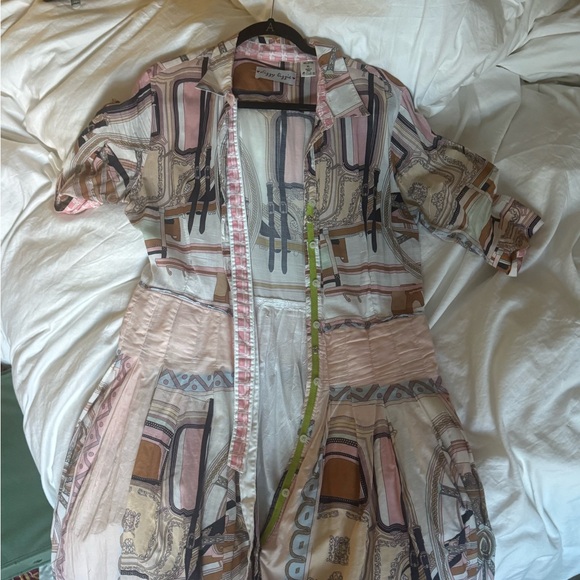 Dizzy Lizzy - Picture 3 of 4